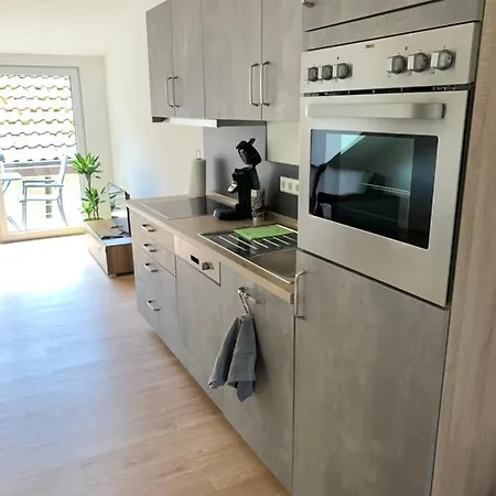 Silvias - Mit Seeblick Am Uferpark Ueberlingen, Bodensee Daire