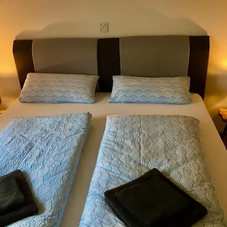 Silvias - Mit Seeblick Am Uferpark Ueberlingen, Bodensee דירה *